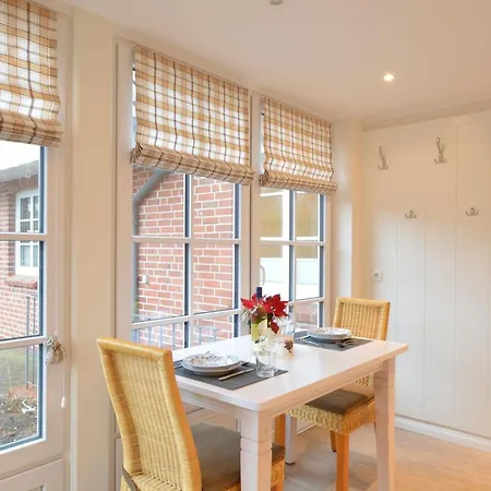 Haus Inselbrise, Whg 2 Daire Wyk auf Föhr